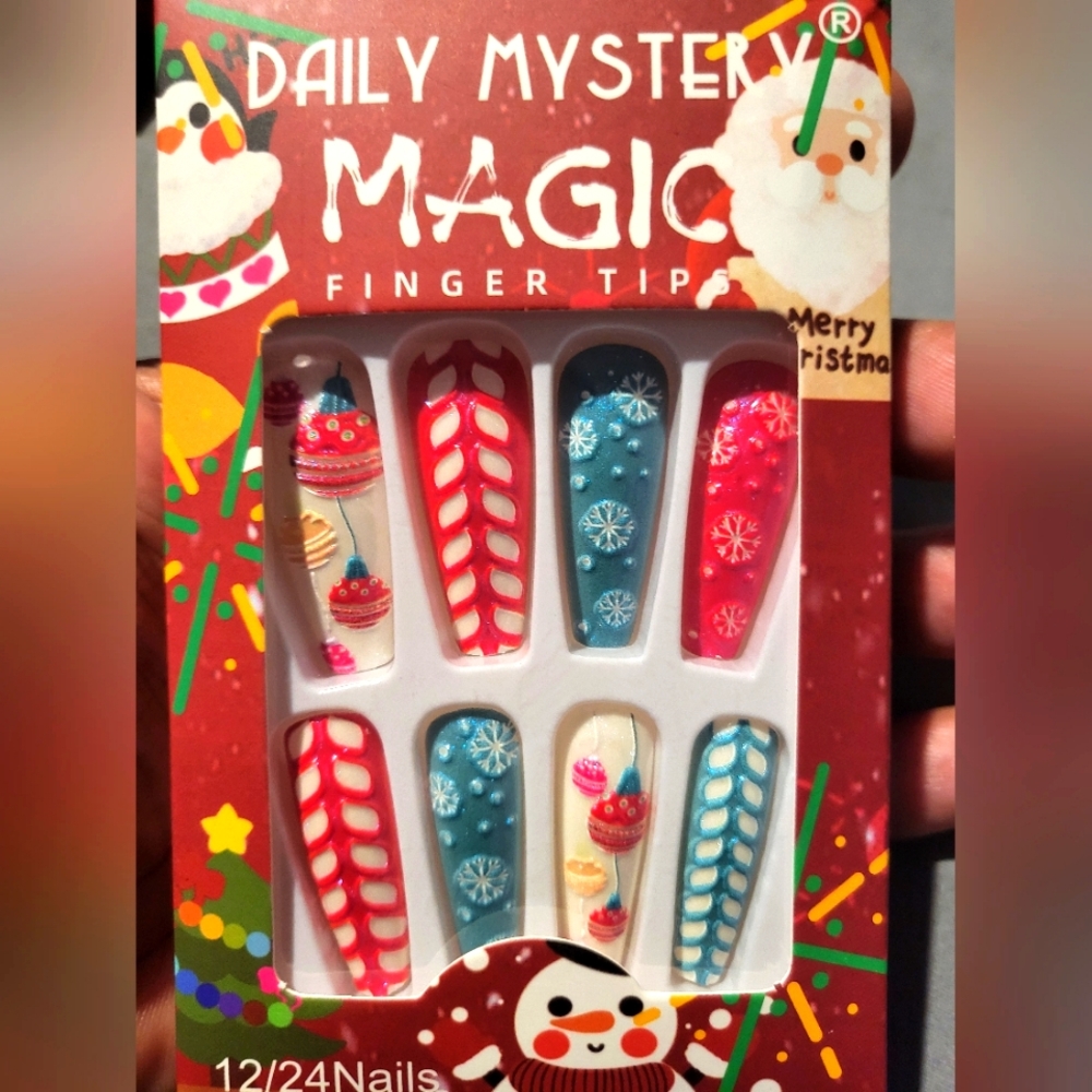 Christmas press on Nails